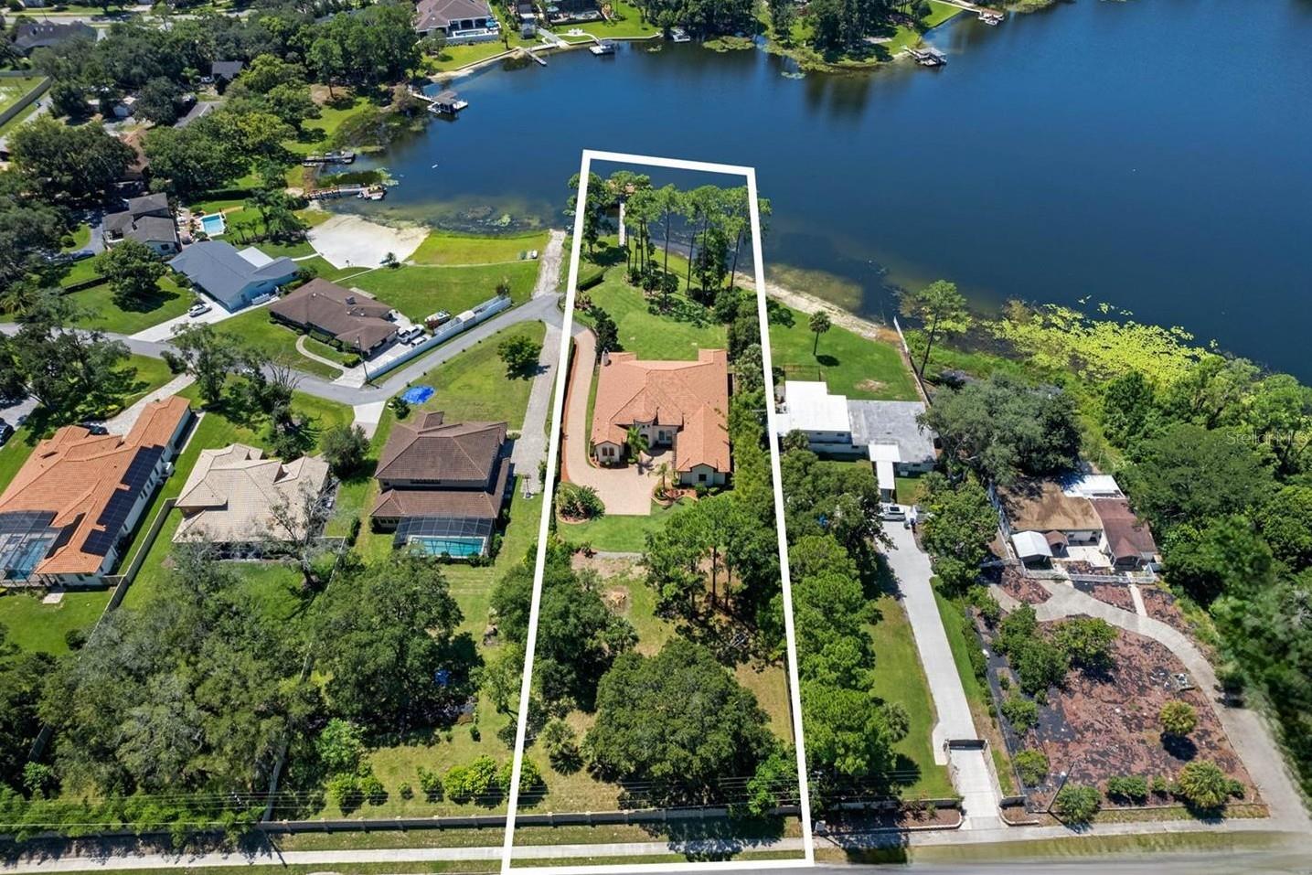 WATERSIDE - Residential