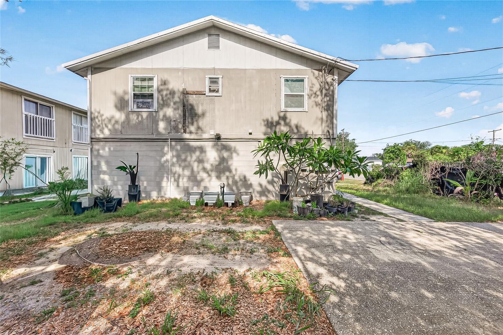 GRANT PARK - Residential Income