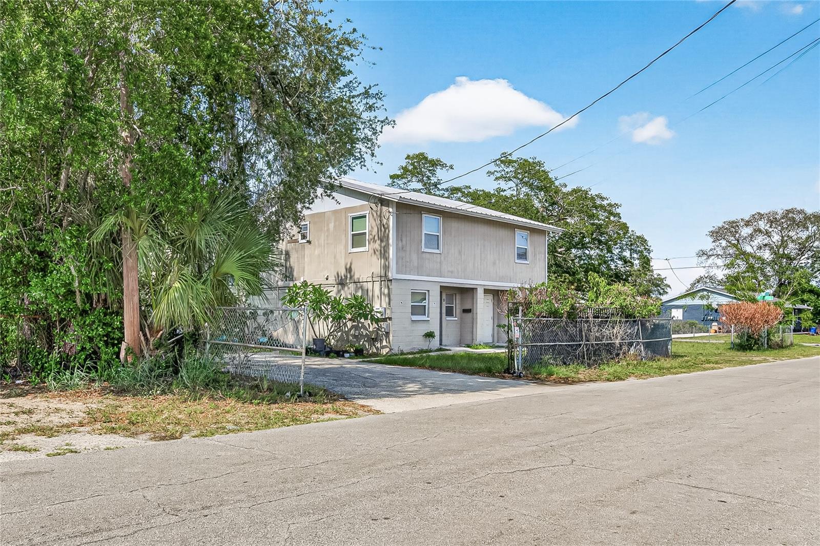 GRANT PARK - Residential Income