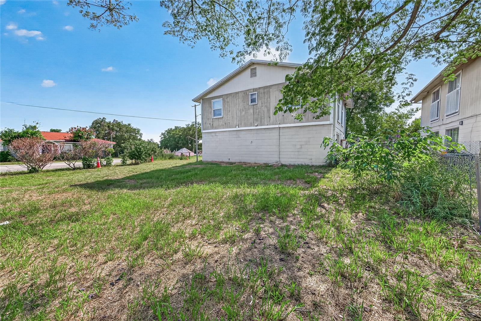 GRANT PARK - Residential Income