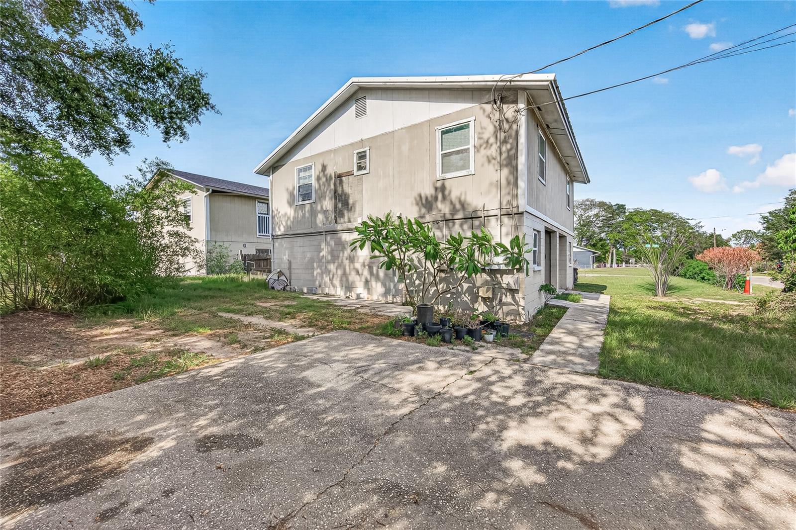 GRANT PARK - Residential Income