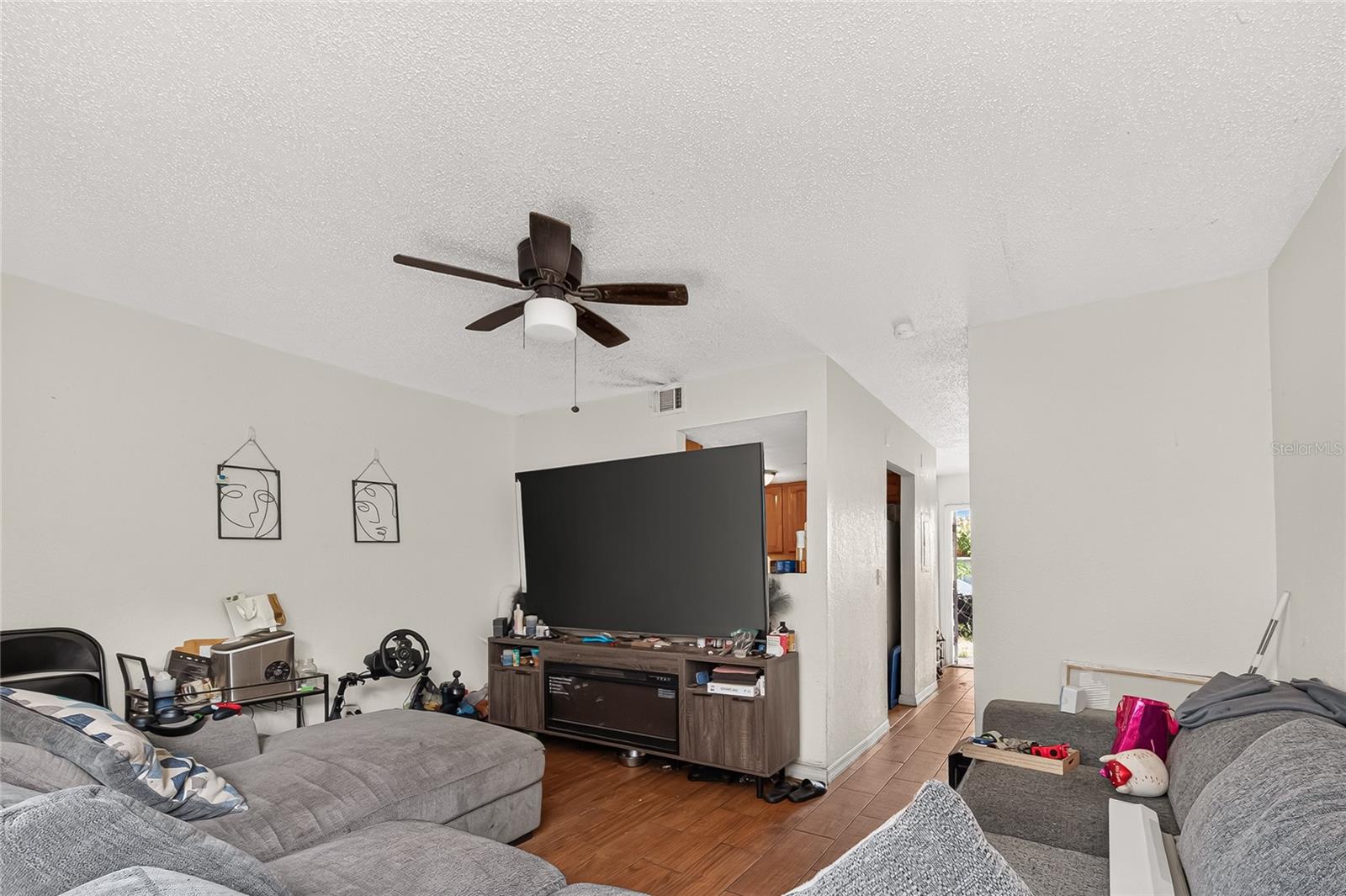 GRANT PARK - Residential Income