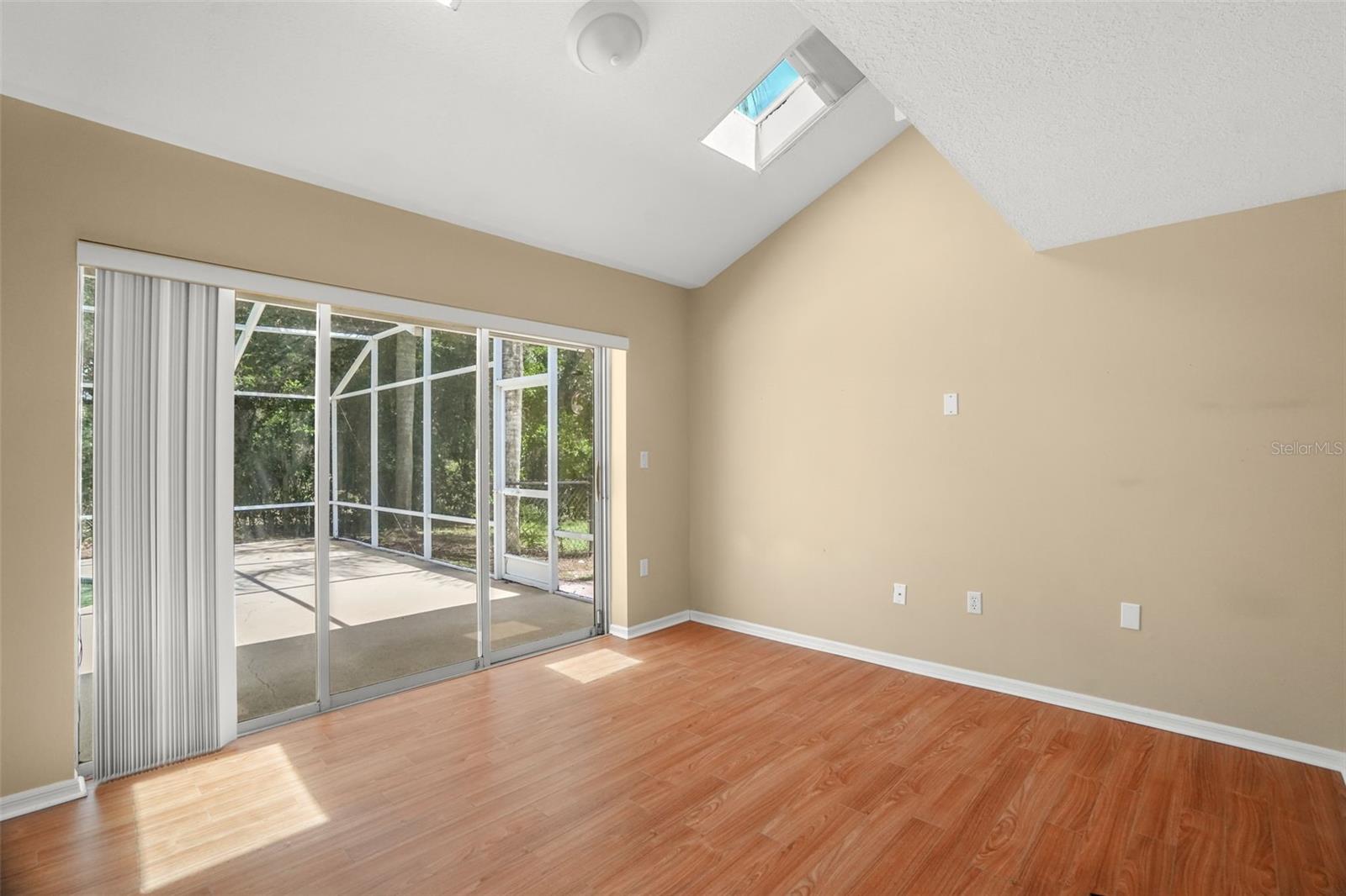 CRESCENT FOREST - Residential