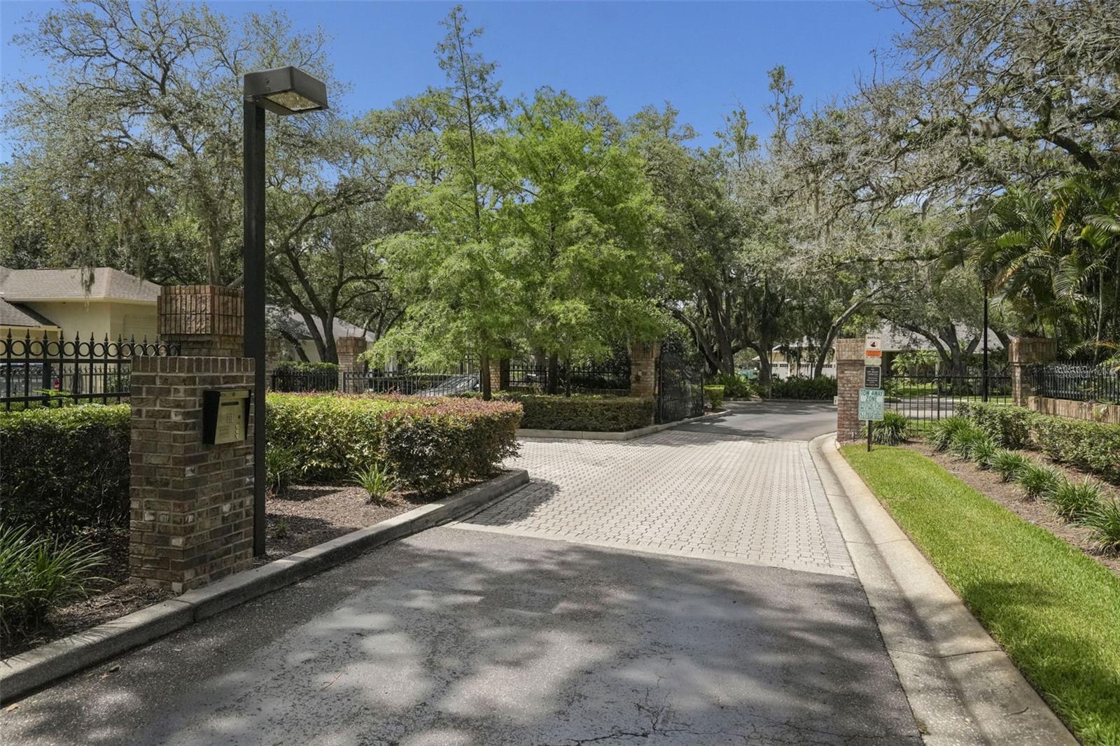 CRESCENT FOREST - Residential