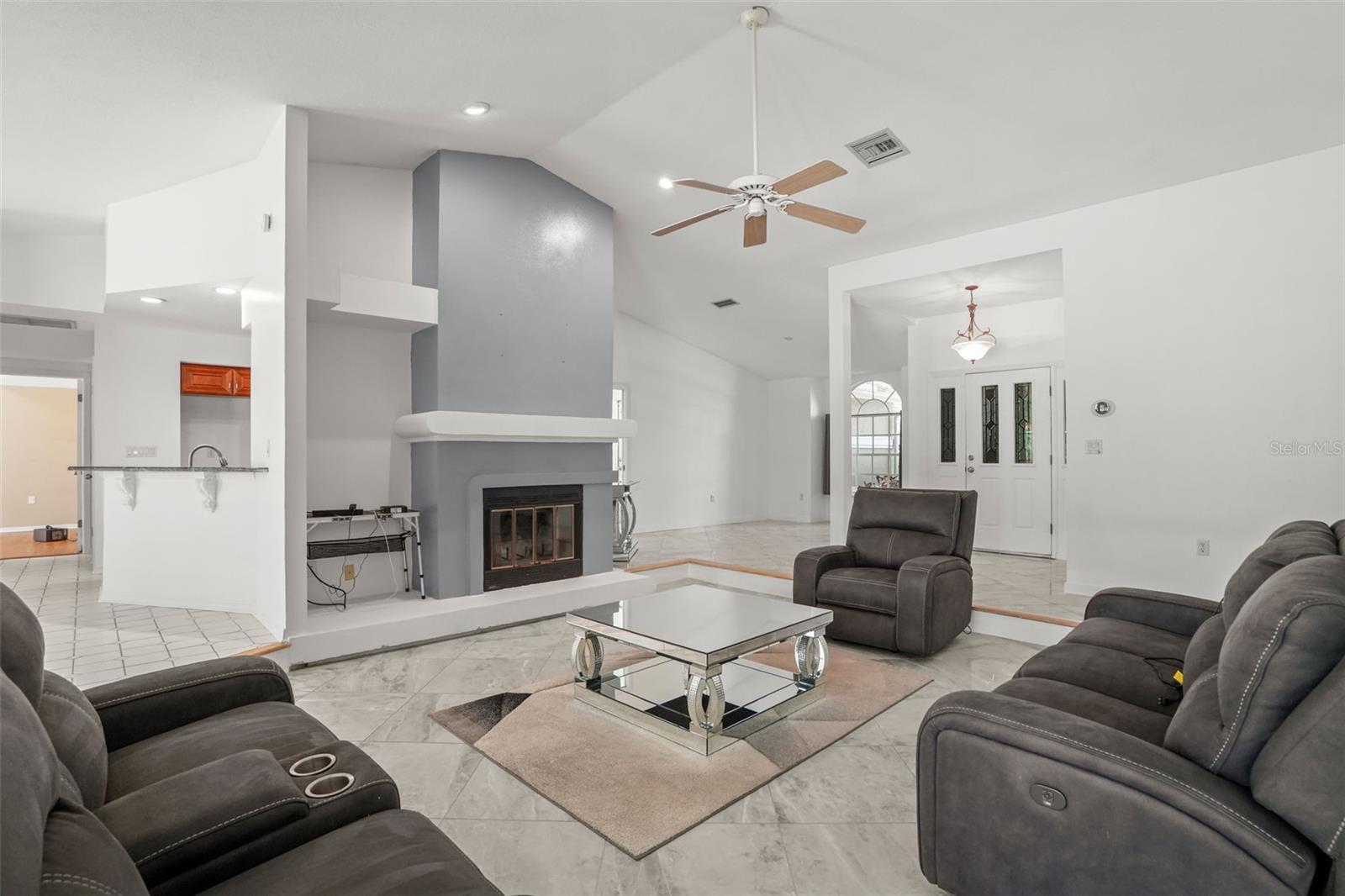 CRESCENT FOREST - Residential