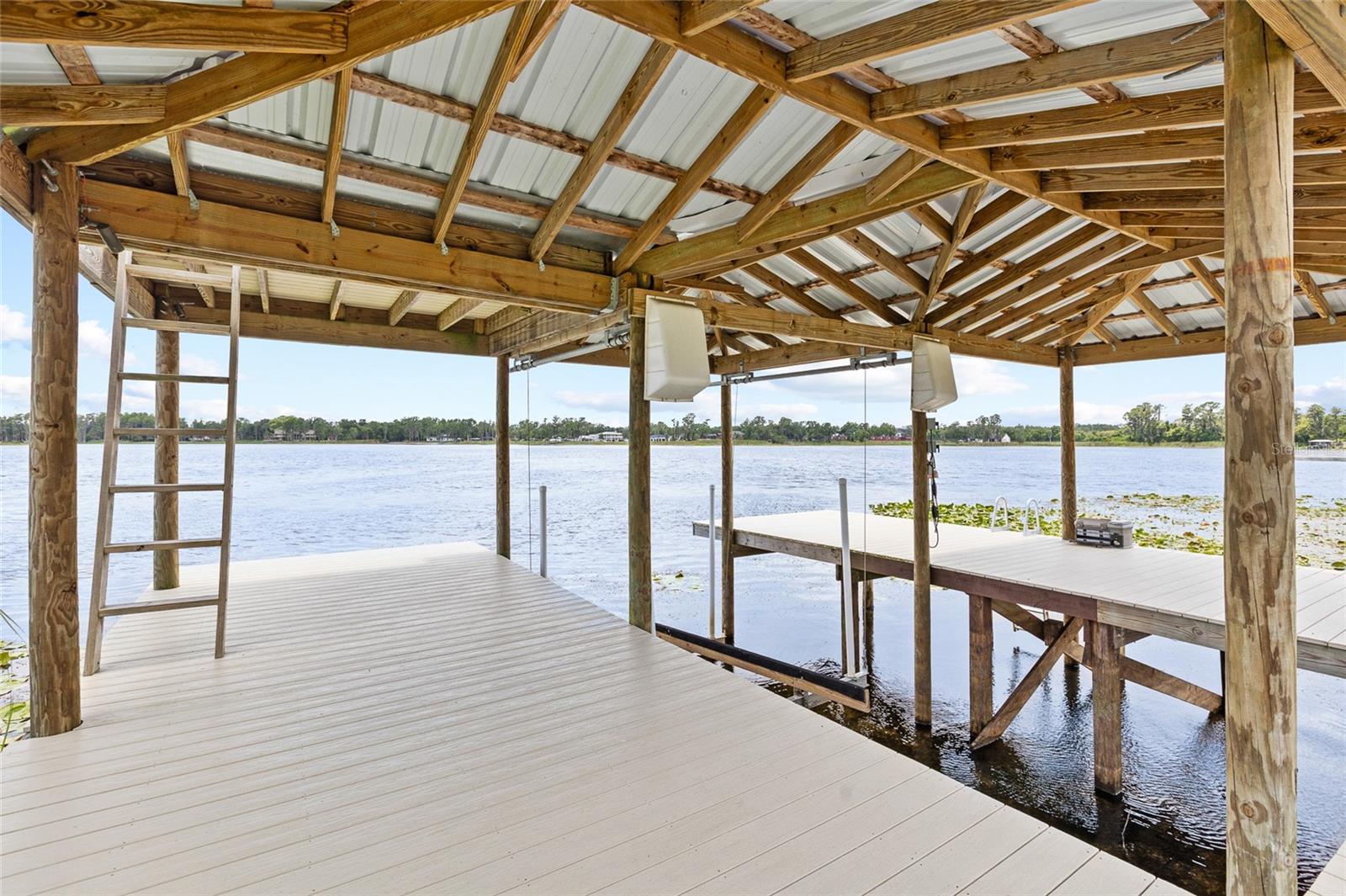 CYPRESS COVE - Residential