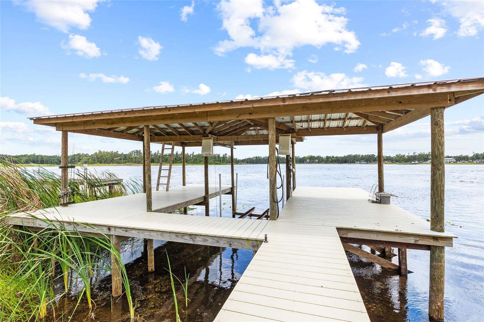 CYPRESS COVE - Residential