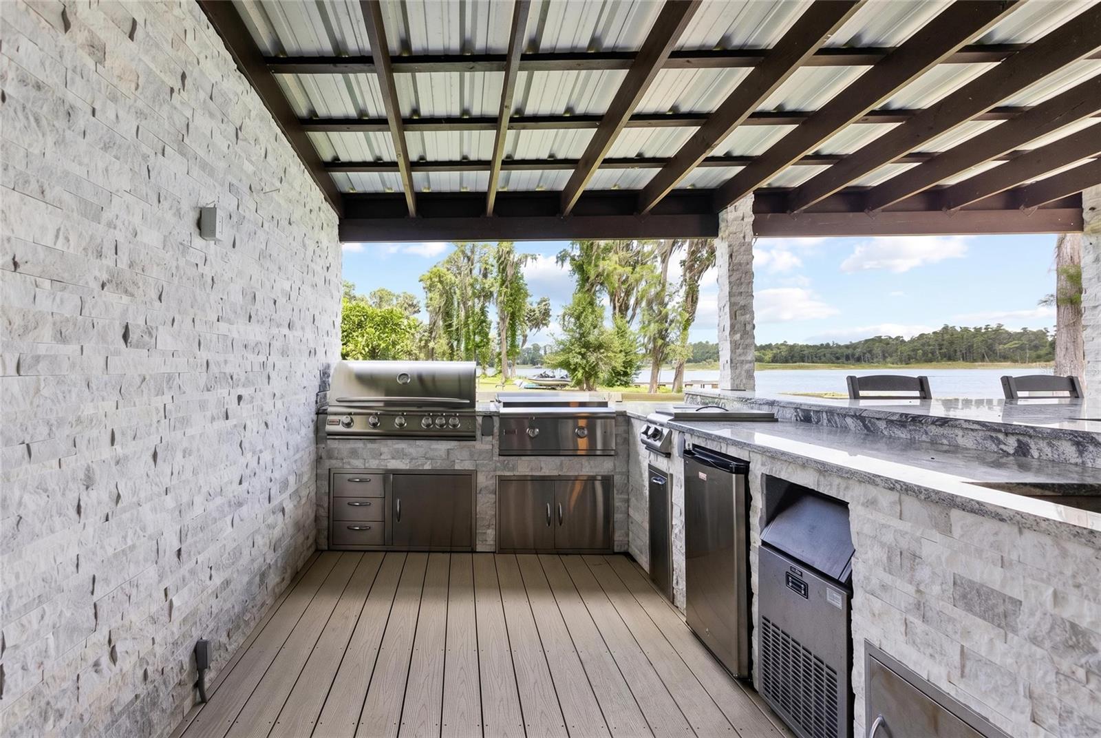 CYPRESS COVE - Residential
