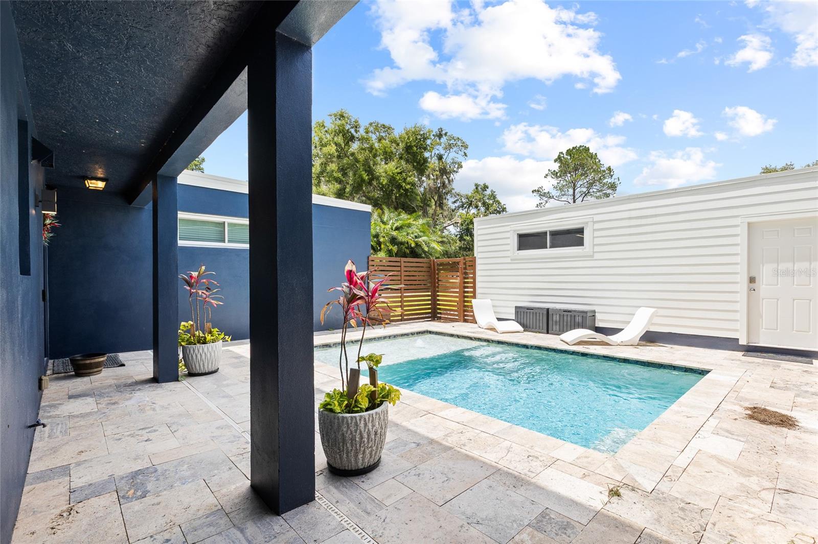 CYPRESS COVE - Residential