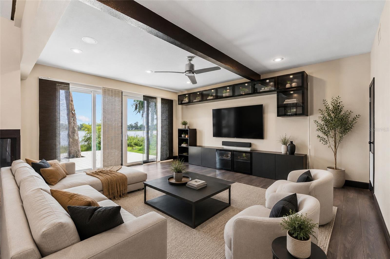 CYPRESS COVE - Residential