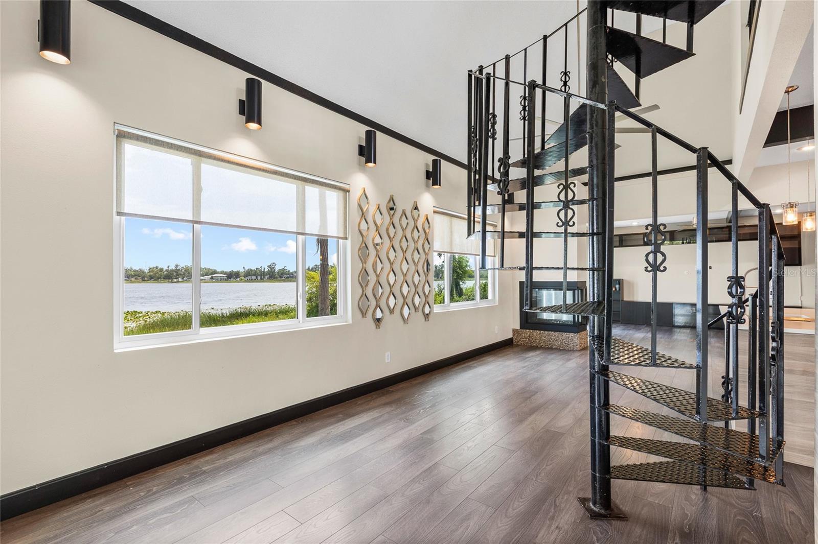 CYPRESS COVE - Residential