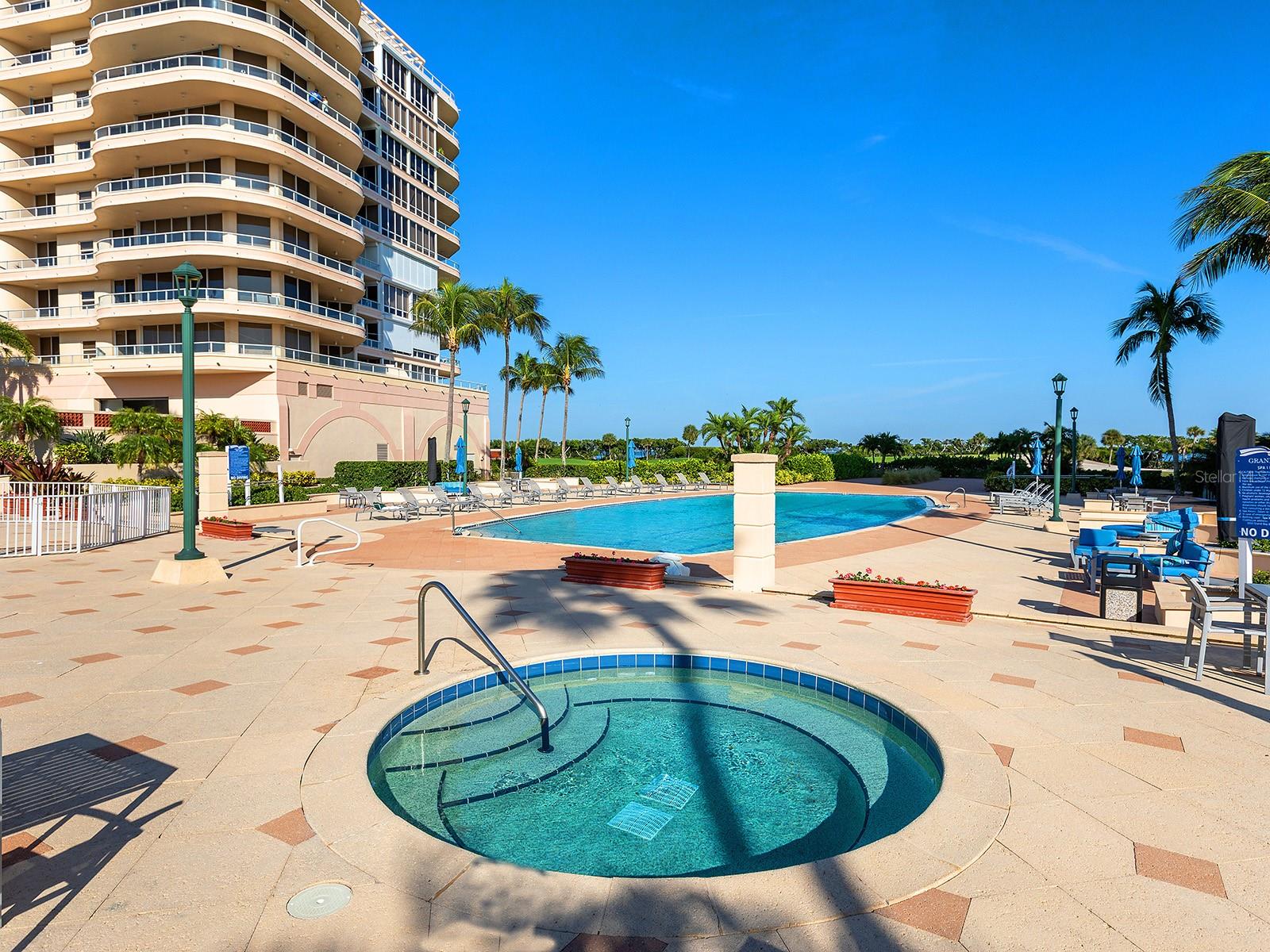 GRAND BAY 2 - Residential