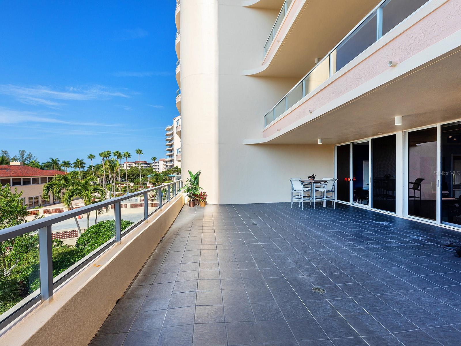 GRAND BAY 2 - Residential