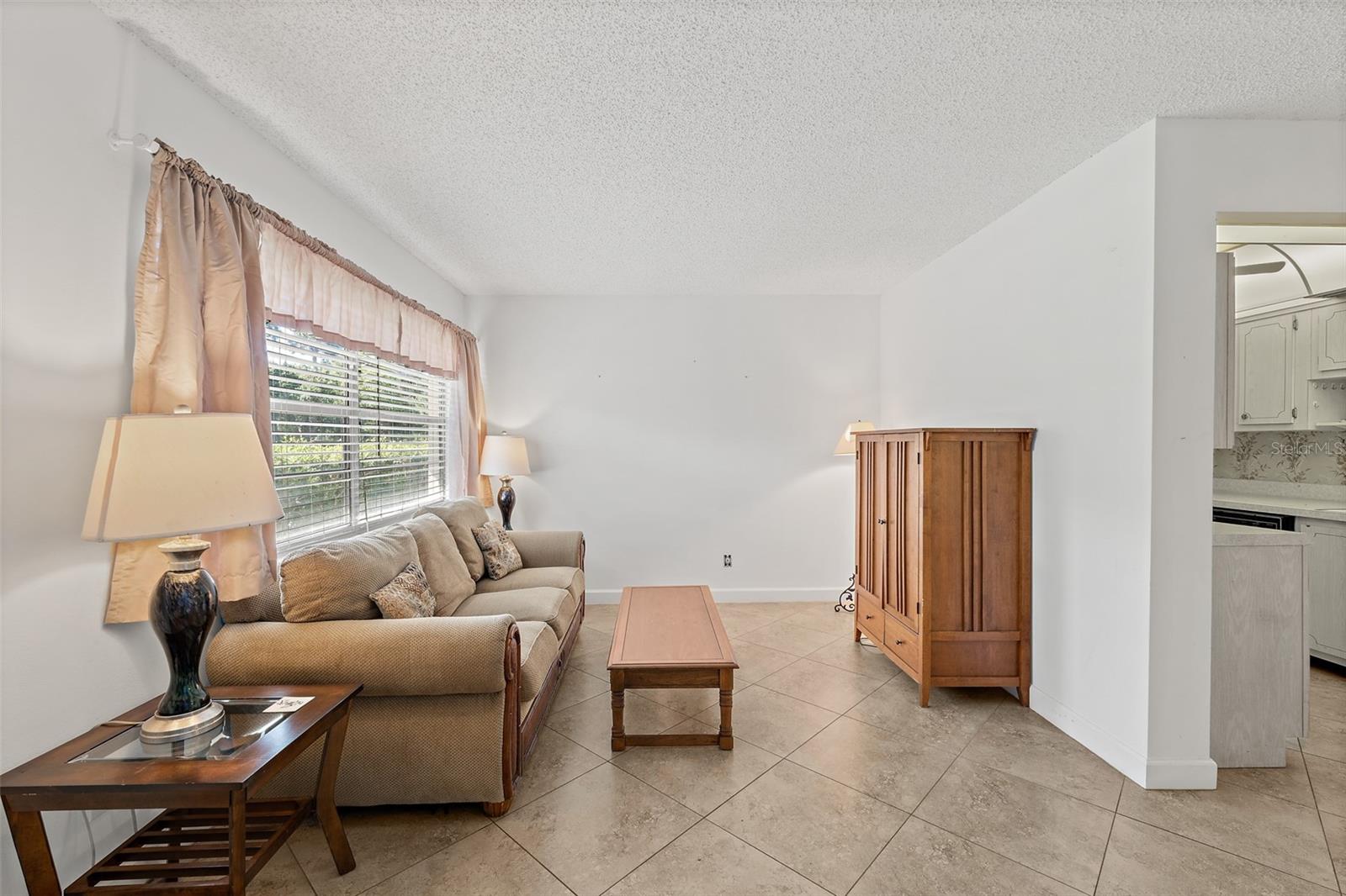 CAPE SHORES APT - Residential
