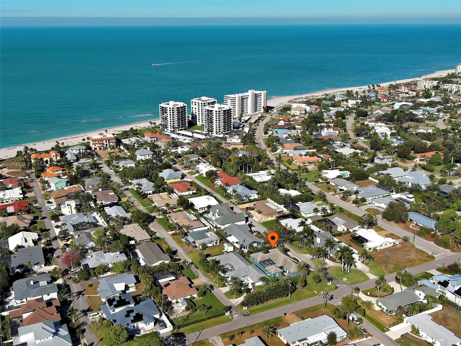 GULF MANOR - Residential
