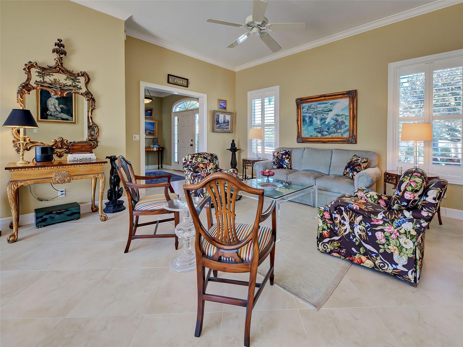 GULF MANOR - Residential