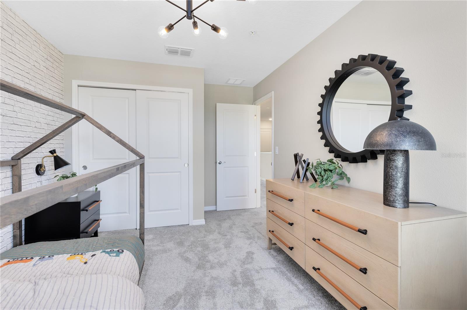 LAKEHAVEN ESTATES - Residential