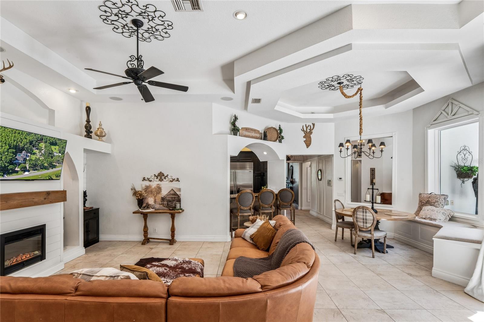 EAST LAKE - Residential