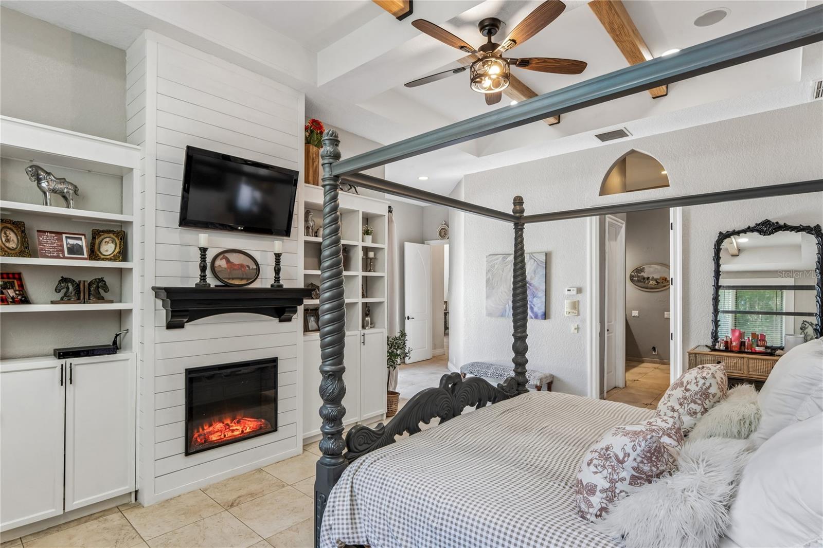 EAST LAKE - Residential