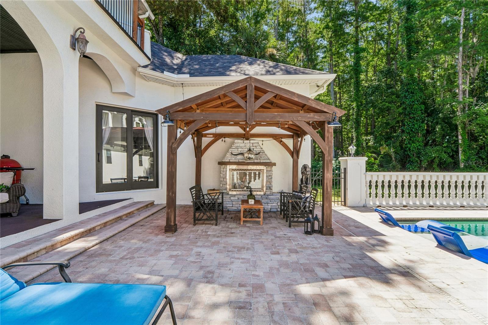 EAST LAKE - Residential