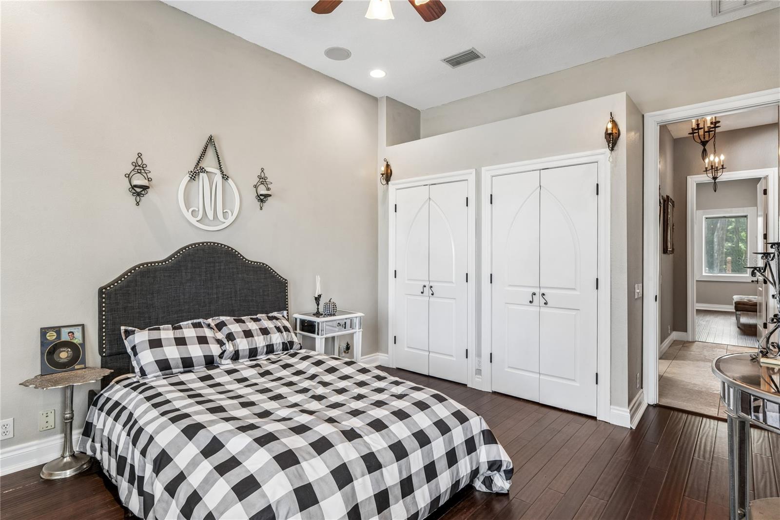 EAST LAKE - Residential