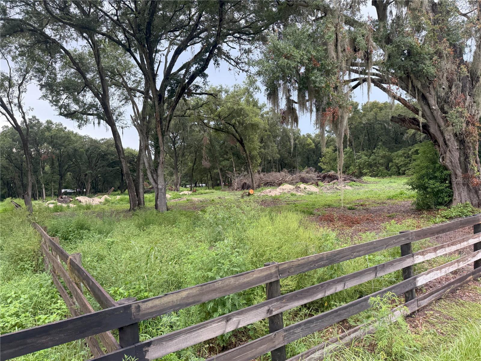 GARDNERS ADD - Land