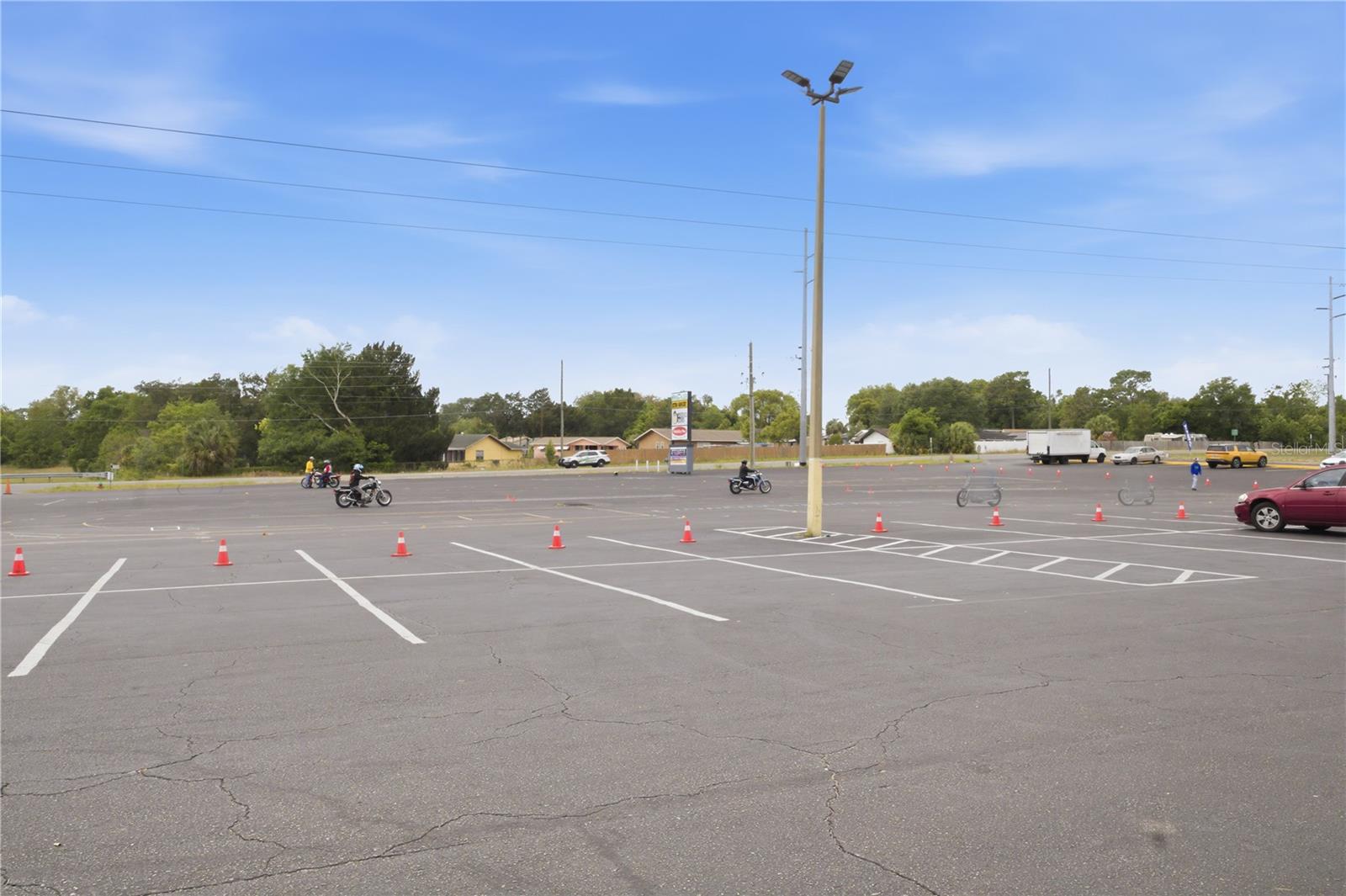 SILVER SPRINGS SHORES UNIT 15 REPLAT - Commercial Sale