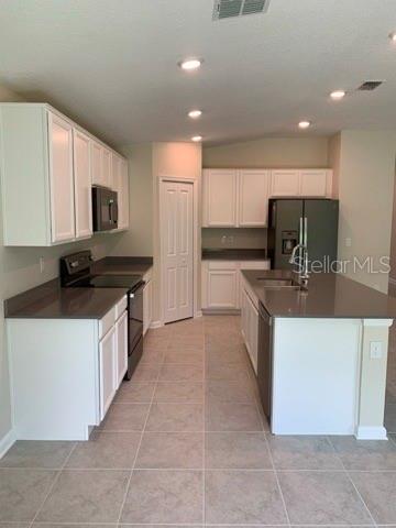 GREATER LAKES PH 4 - Residential Lease