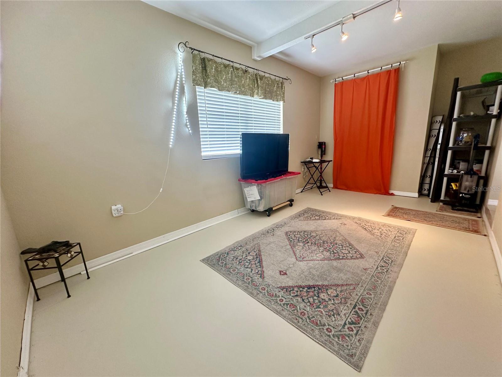 ADAMO ACRES SUB UNIT 2 - Residential