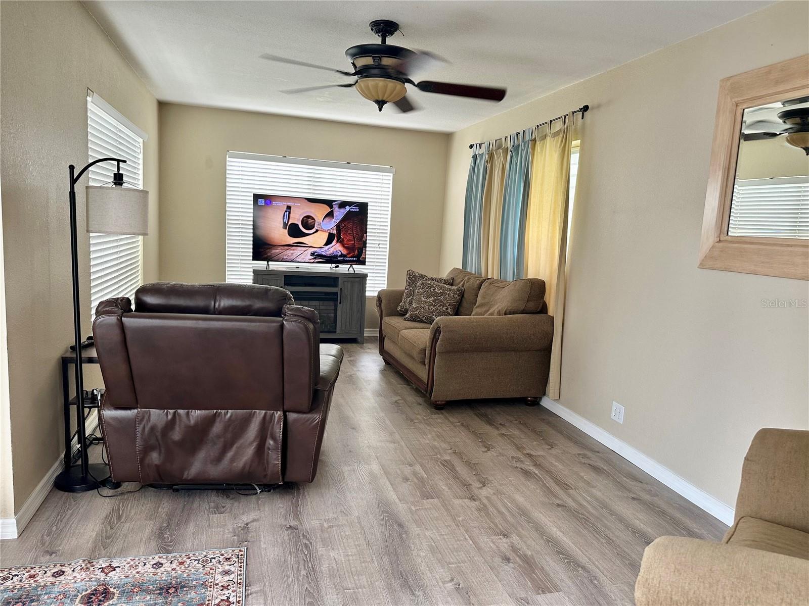 ADAMO ACRES SUB UNIT 2 - Residential