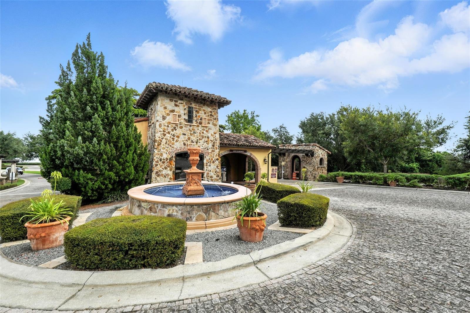 BELLA COLLINA SUB - Land