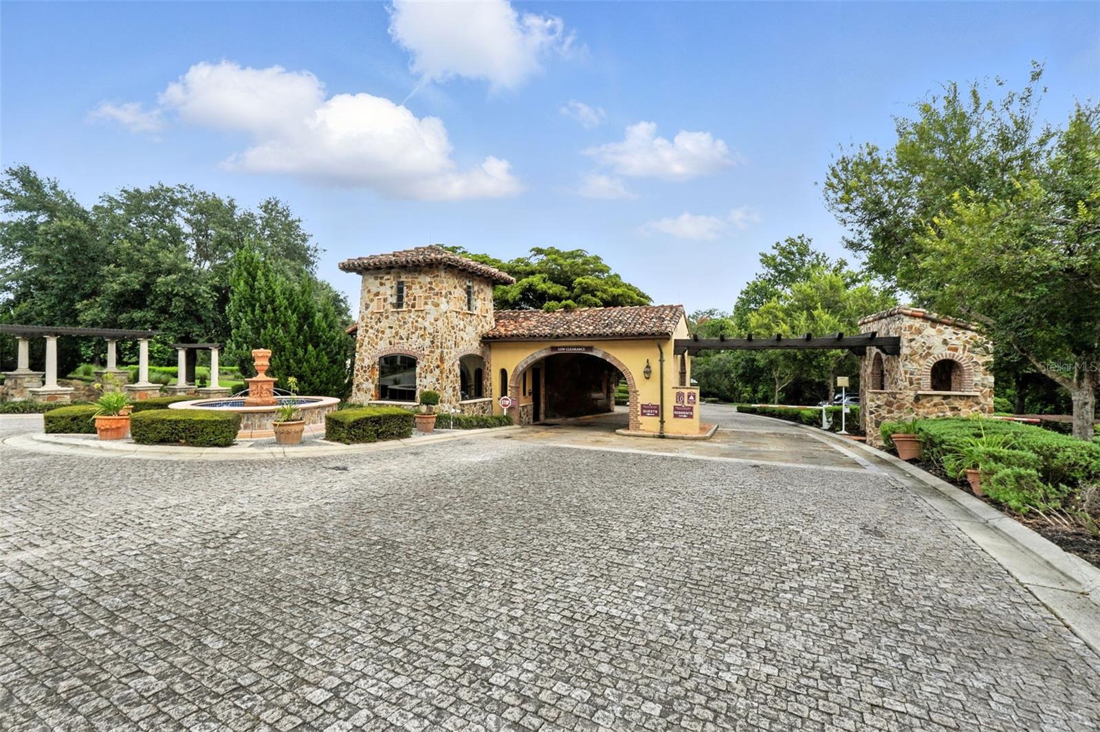 BELLA COLLINA SUB - Land