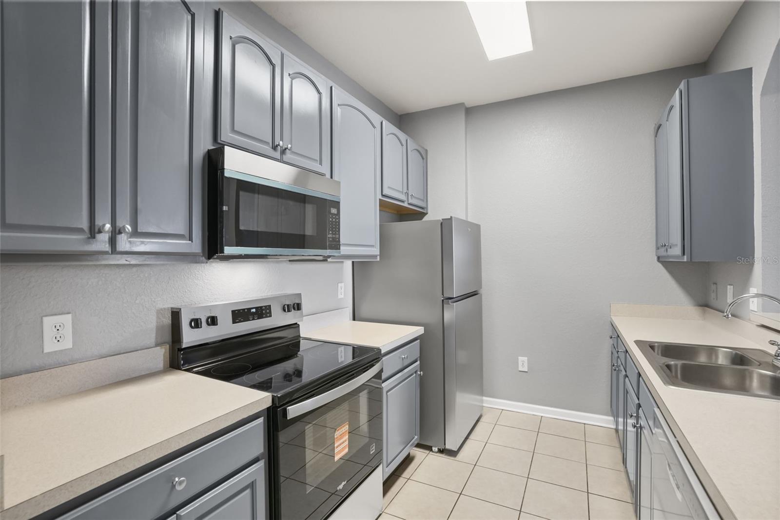 HORIZONS/VISTA LAKES PH 03 - Residential