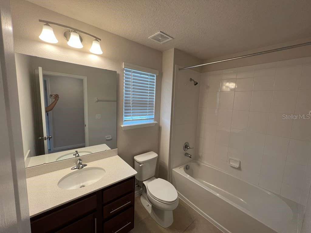HAMILTON GARDENS - Residential Lease