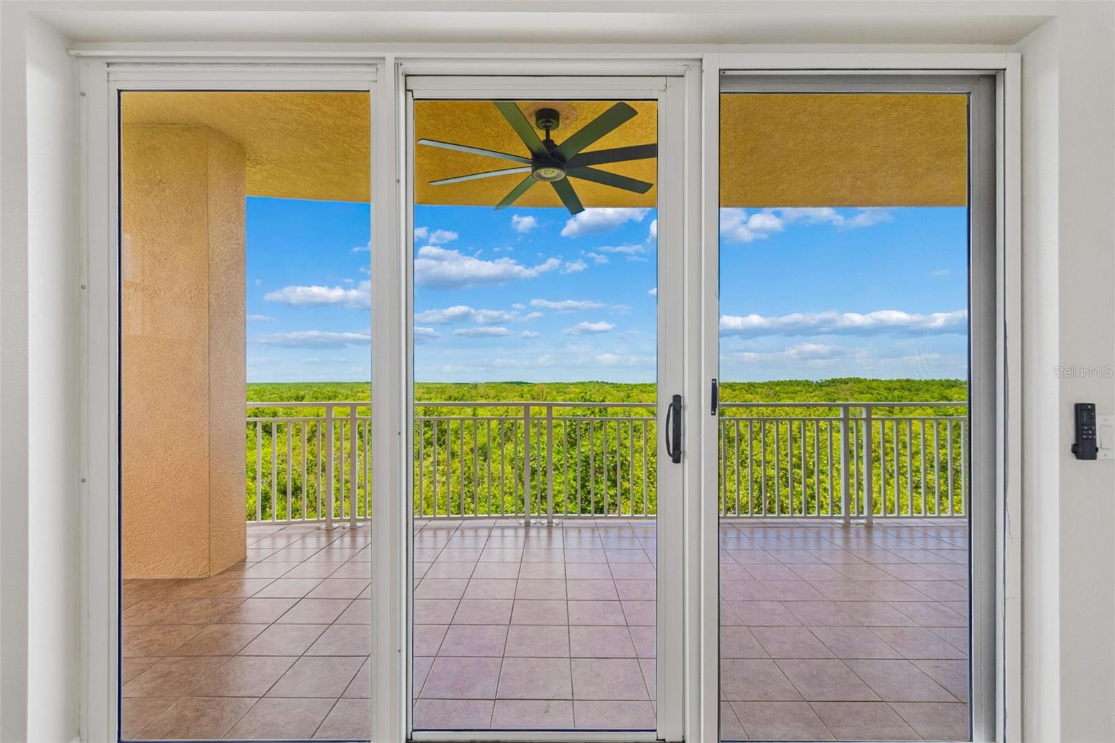 GRANDE VERANDAHS ON THE BAY - Residential