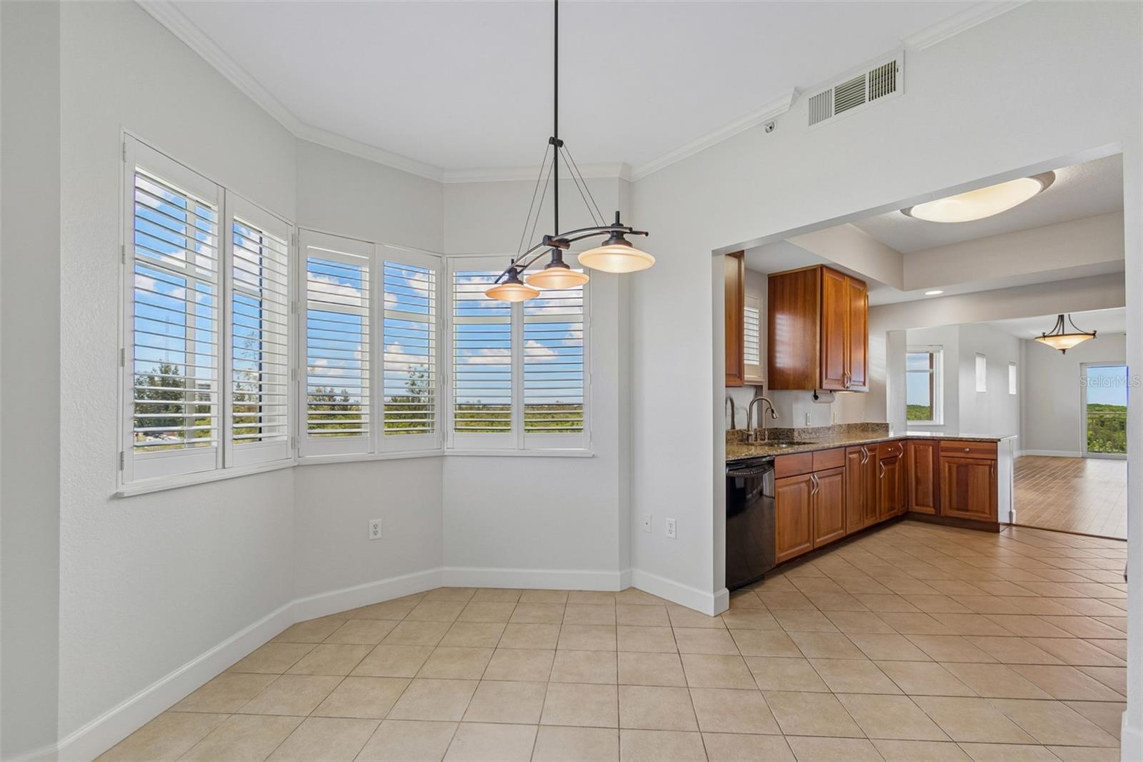 GRANDE VERANDAHS ON THE BAY - Residential