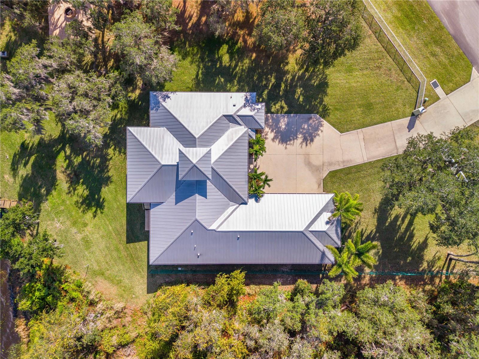 BLUFFS ON RED BEACH LAKE - Residential
