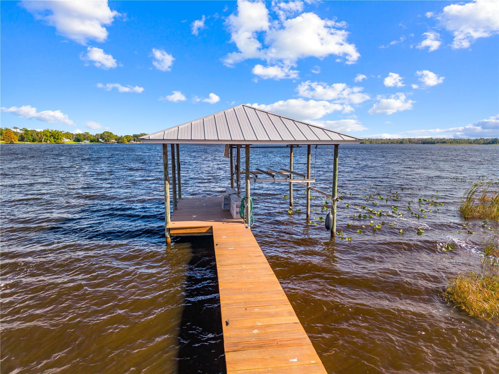 BLUFFS ON RED BEACH LAKE - Residential