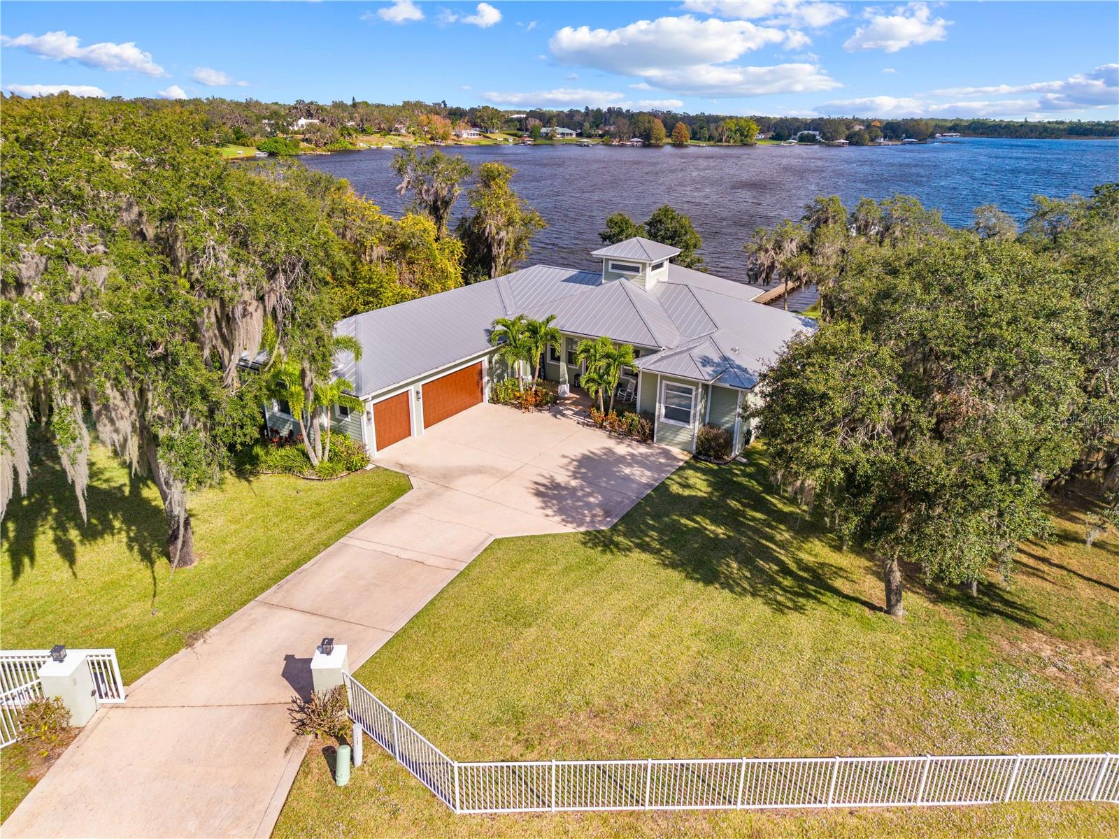 BLUFFS ON RED BEACH LAKE - Residential
