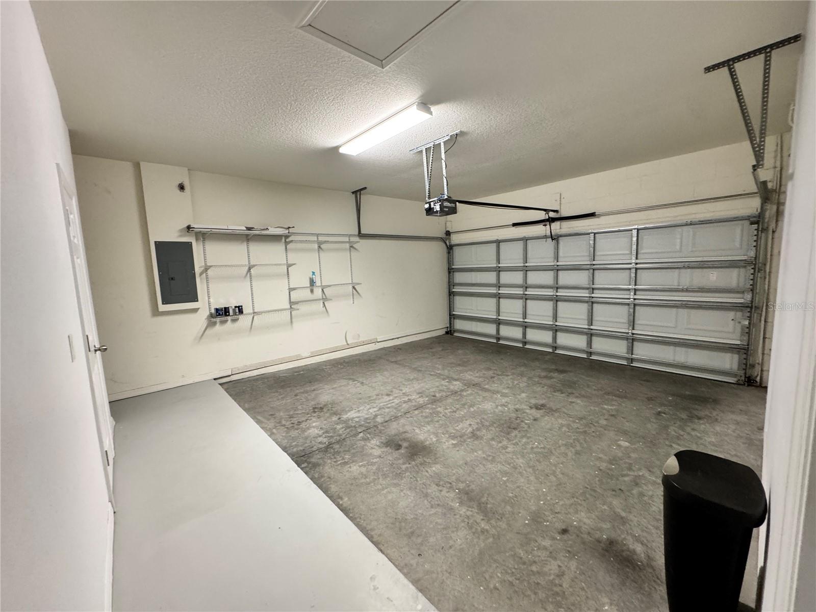 SUMMERBROOKE PH 02 - Residential Lease