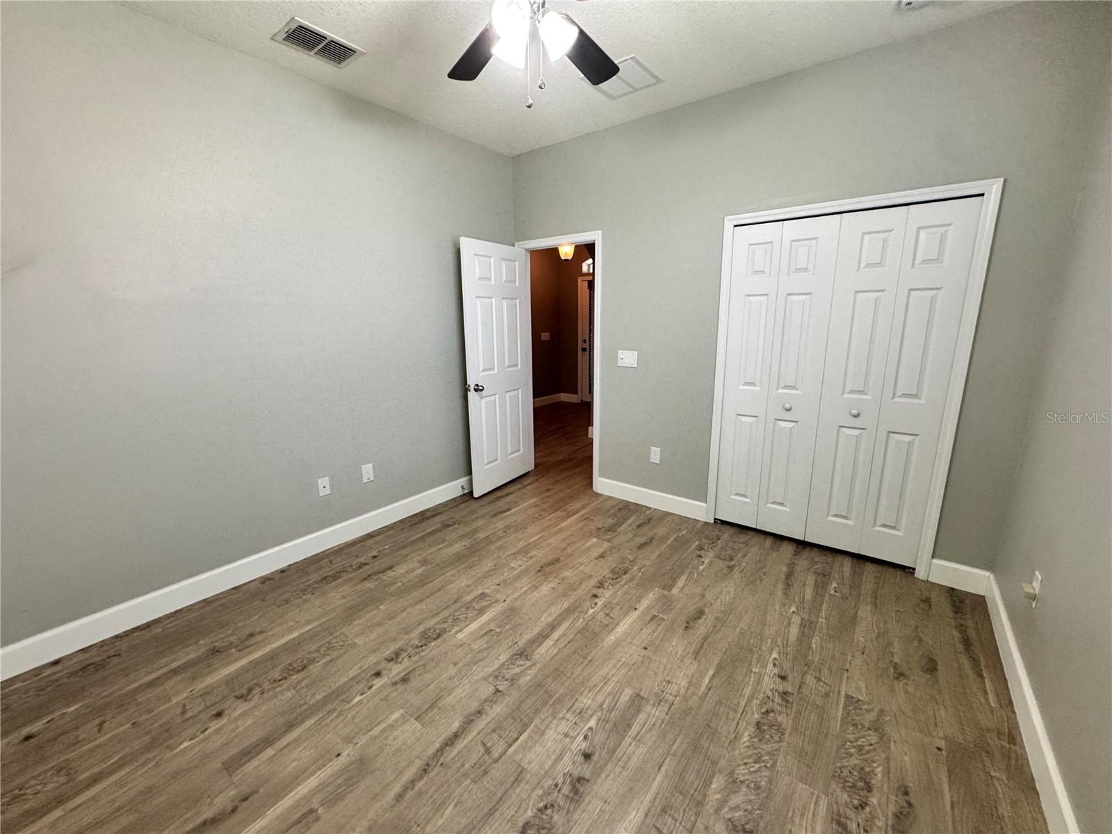 SUMMERBROOKE PH 02 - Residential Lease