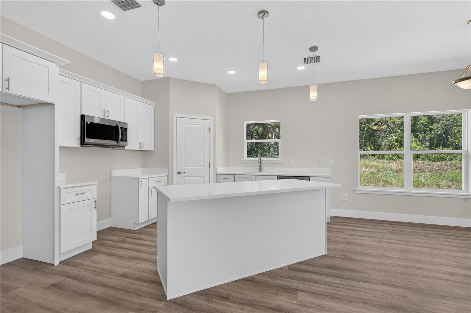 DELTONA LAKES UNIT 03 - Residential
