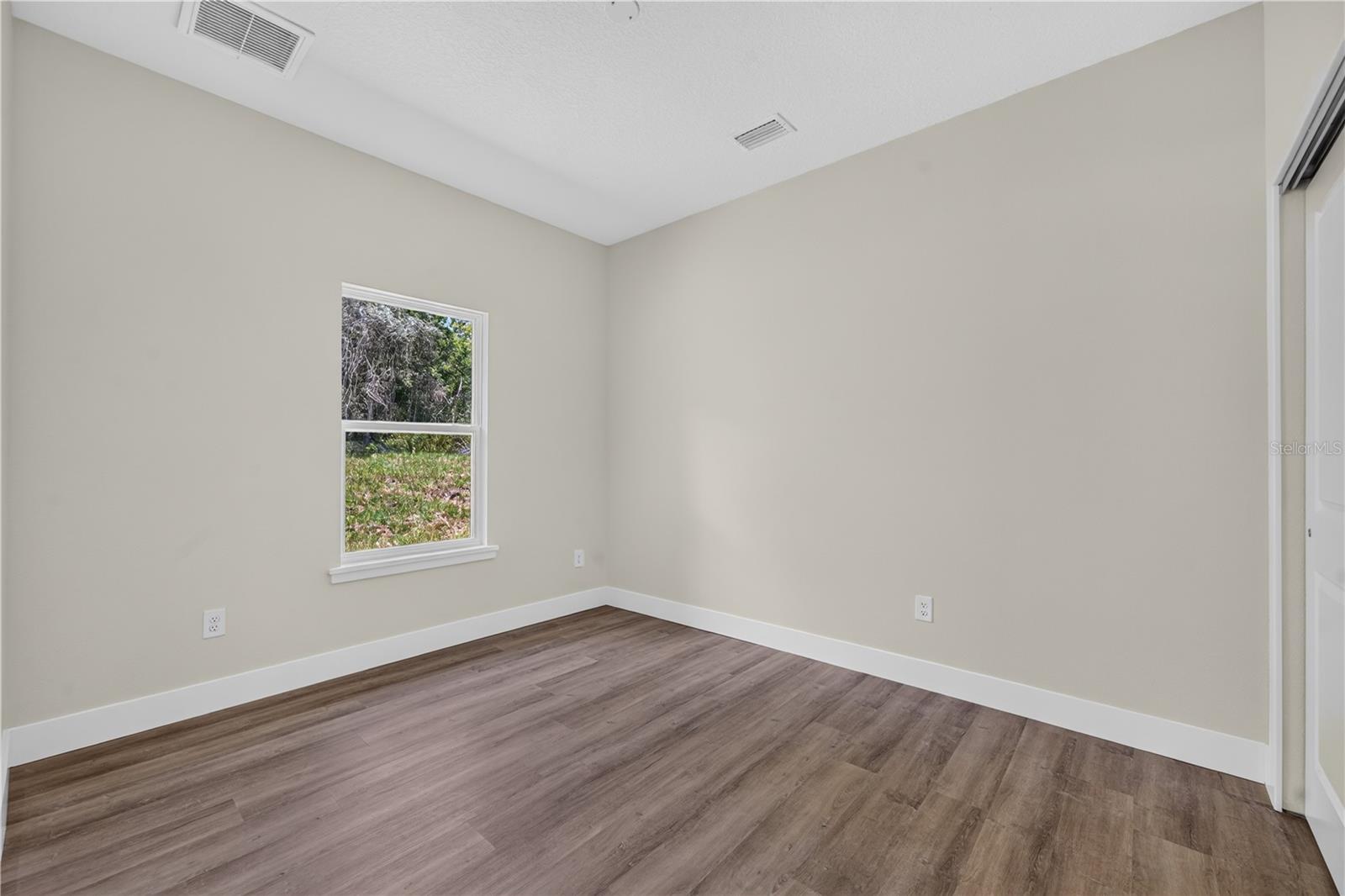 DELTONA LAKES UNIT 03 - Residential