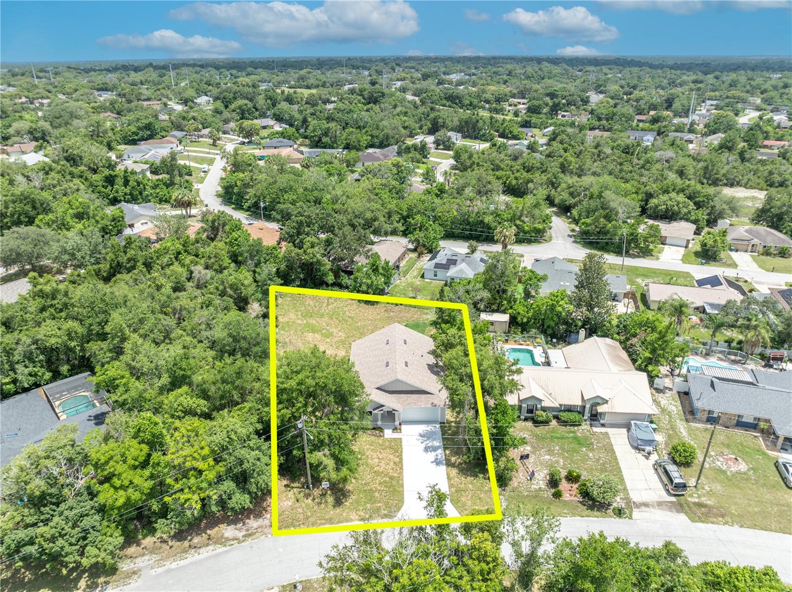 DELTONA LAKES UNIT 03 - Residential