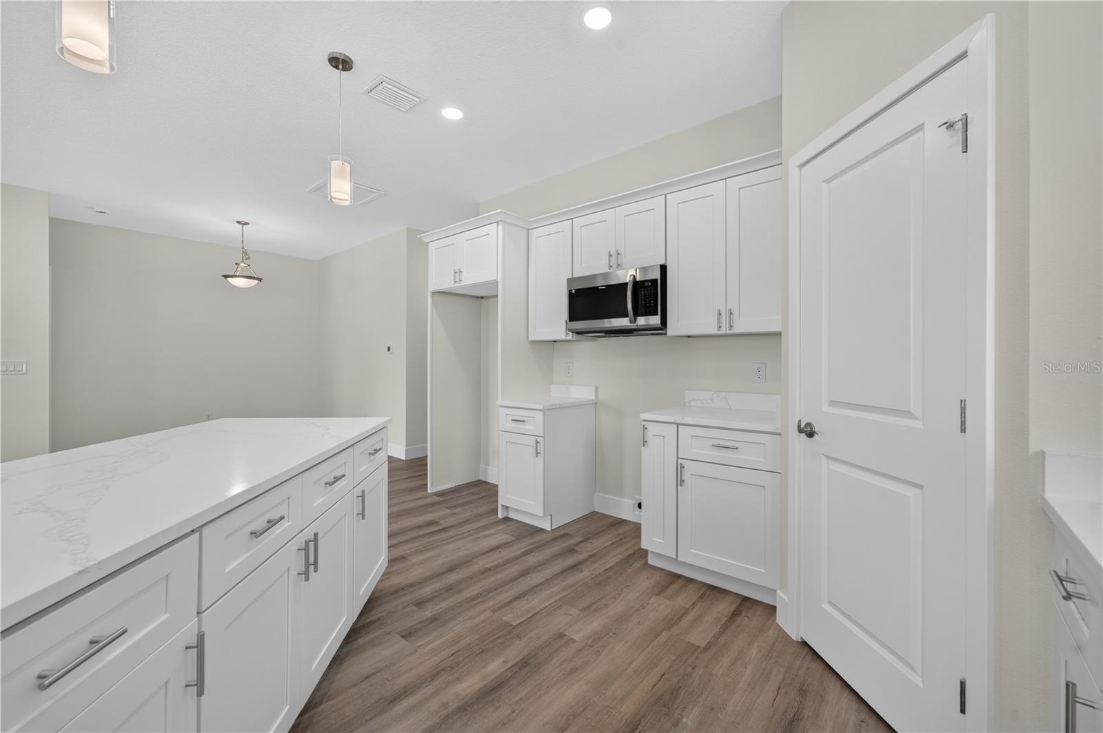 DELTONA LAKES UNIT 03 - Residential