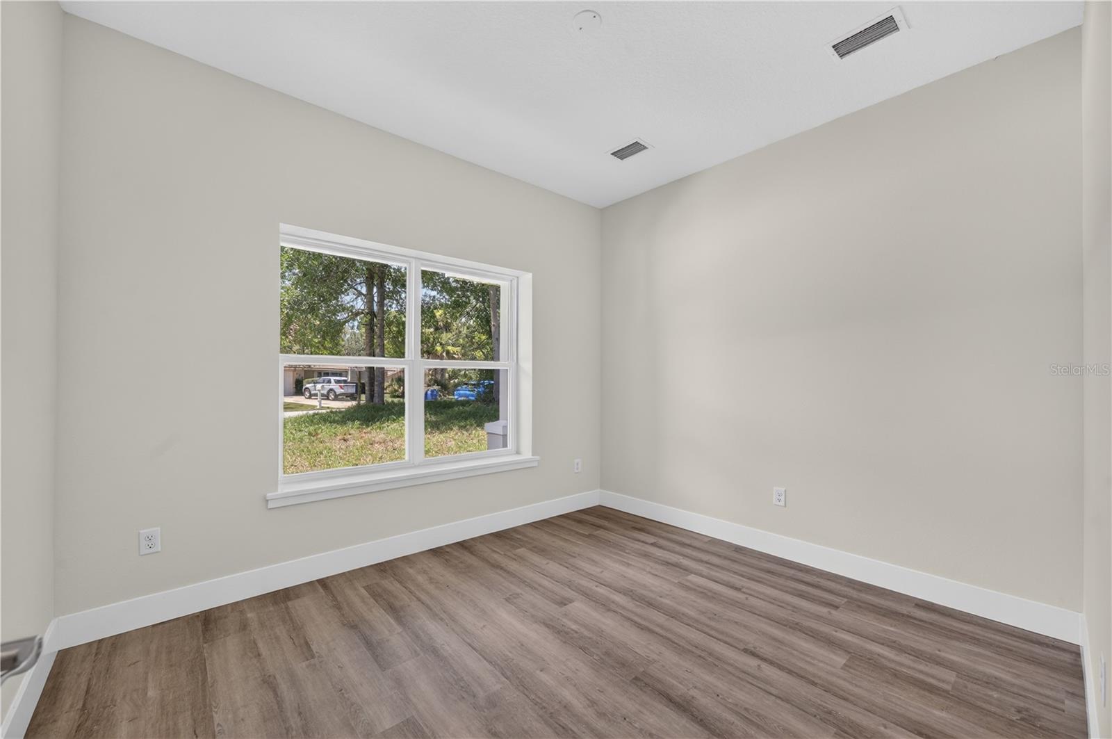 DELTONA LAKES UNIT 03 - Residential