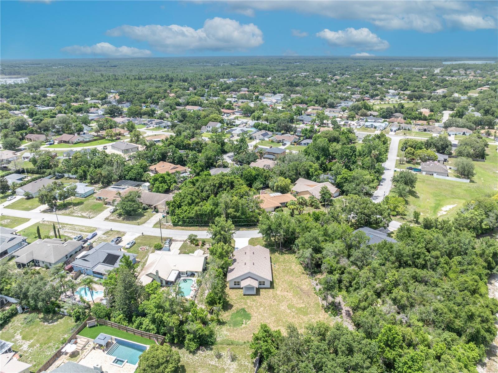 DELTONA LAKES UNIT 03 - Residential