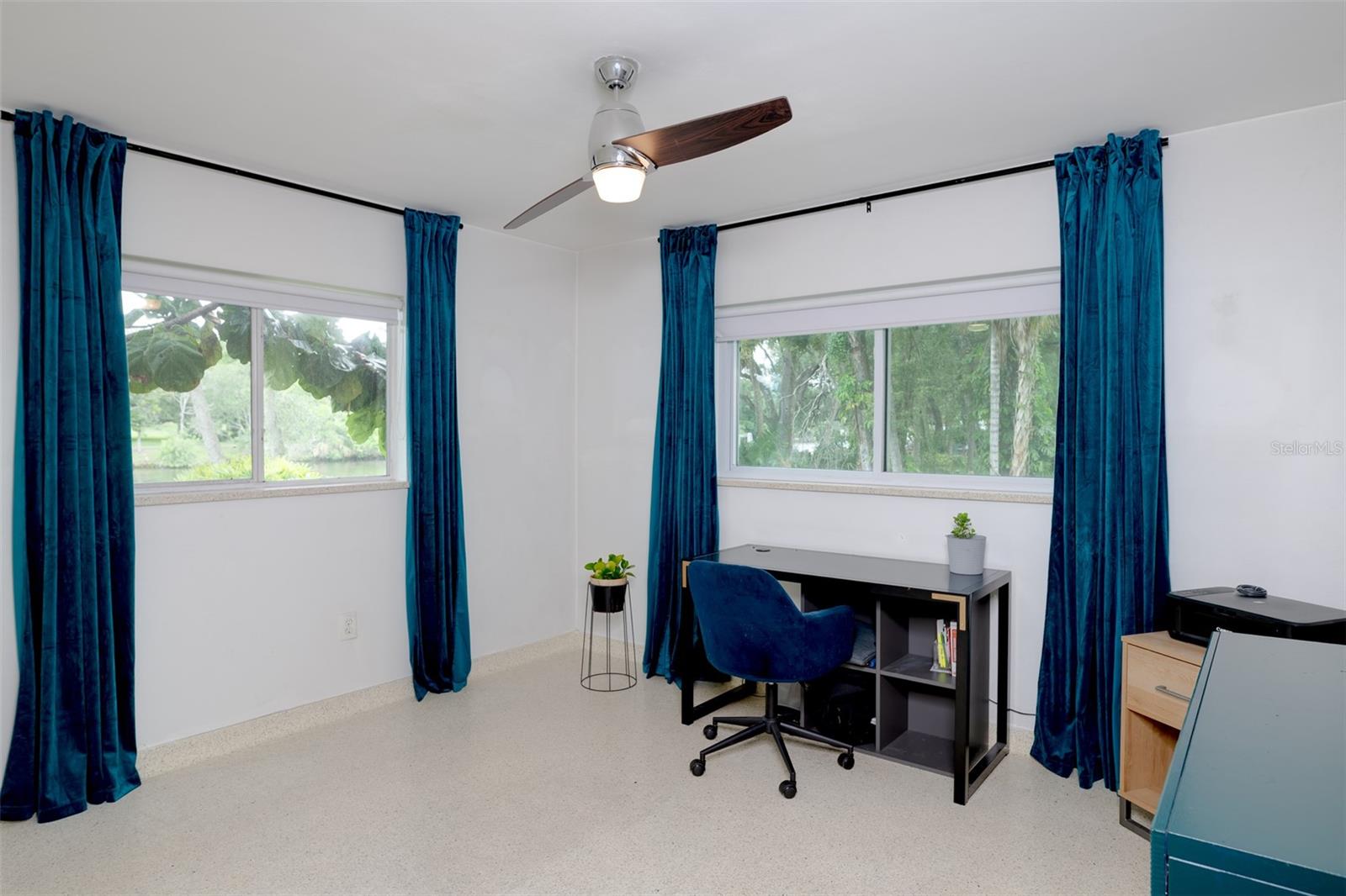 HAMNERS W E ALBIMAR - Residential