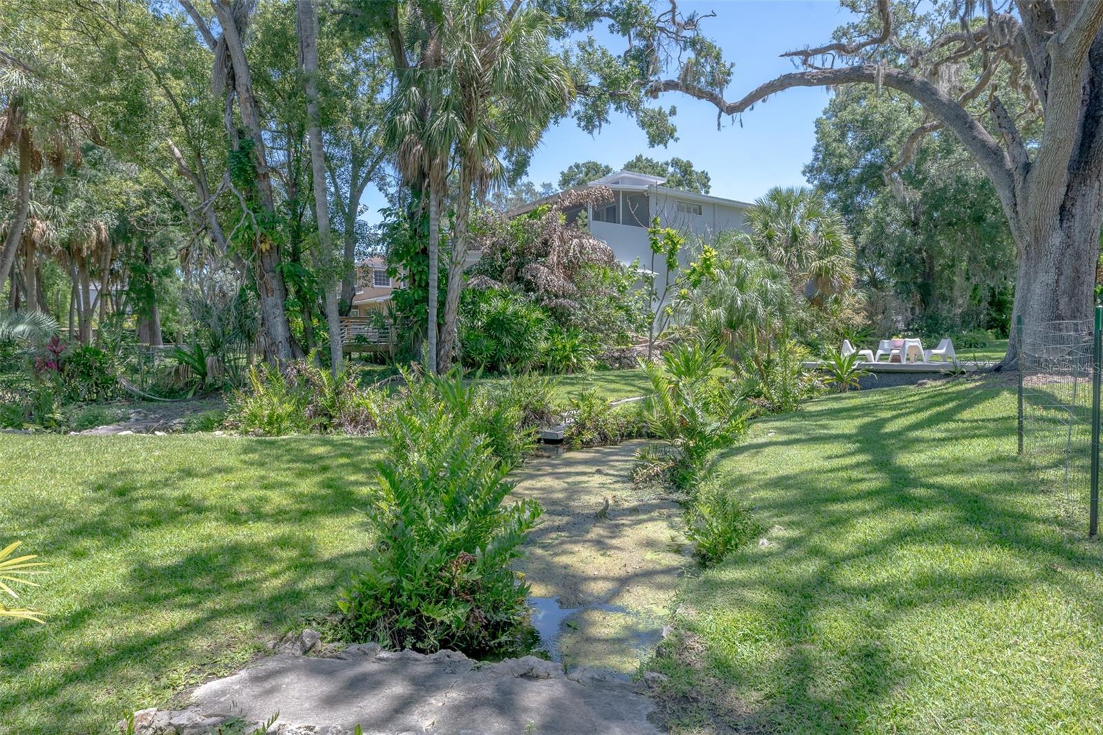 HAMNERS W E ALBIMAR - Residential
