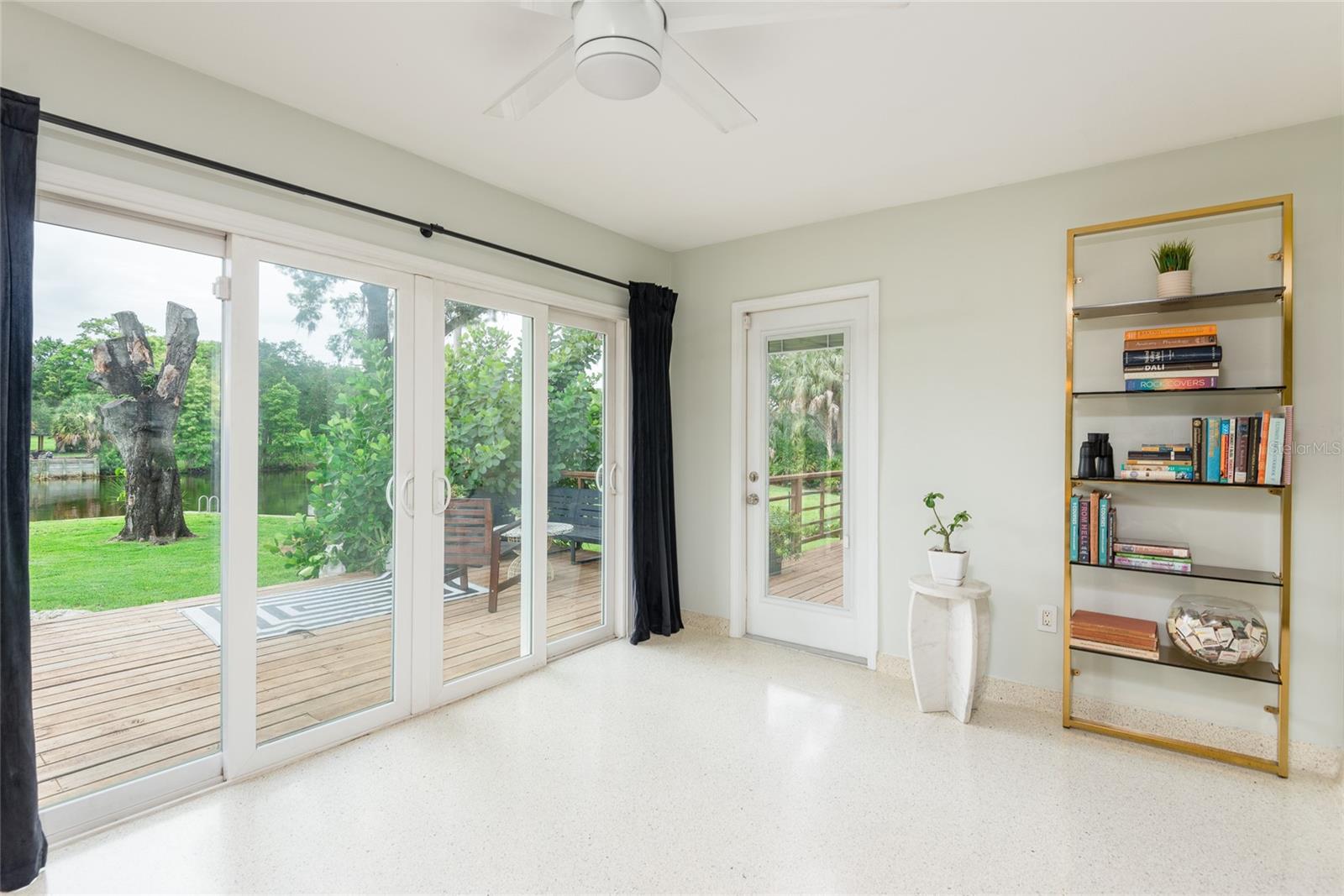 HAMNERS W E ALBIMAR - Residential